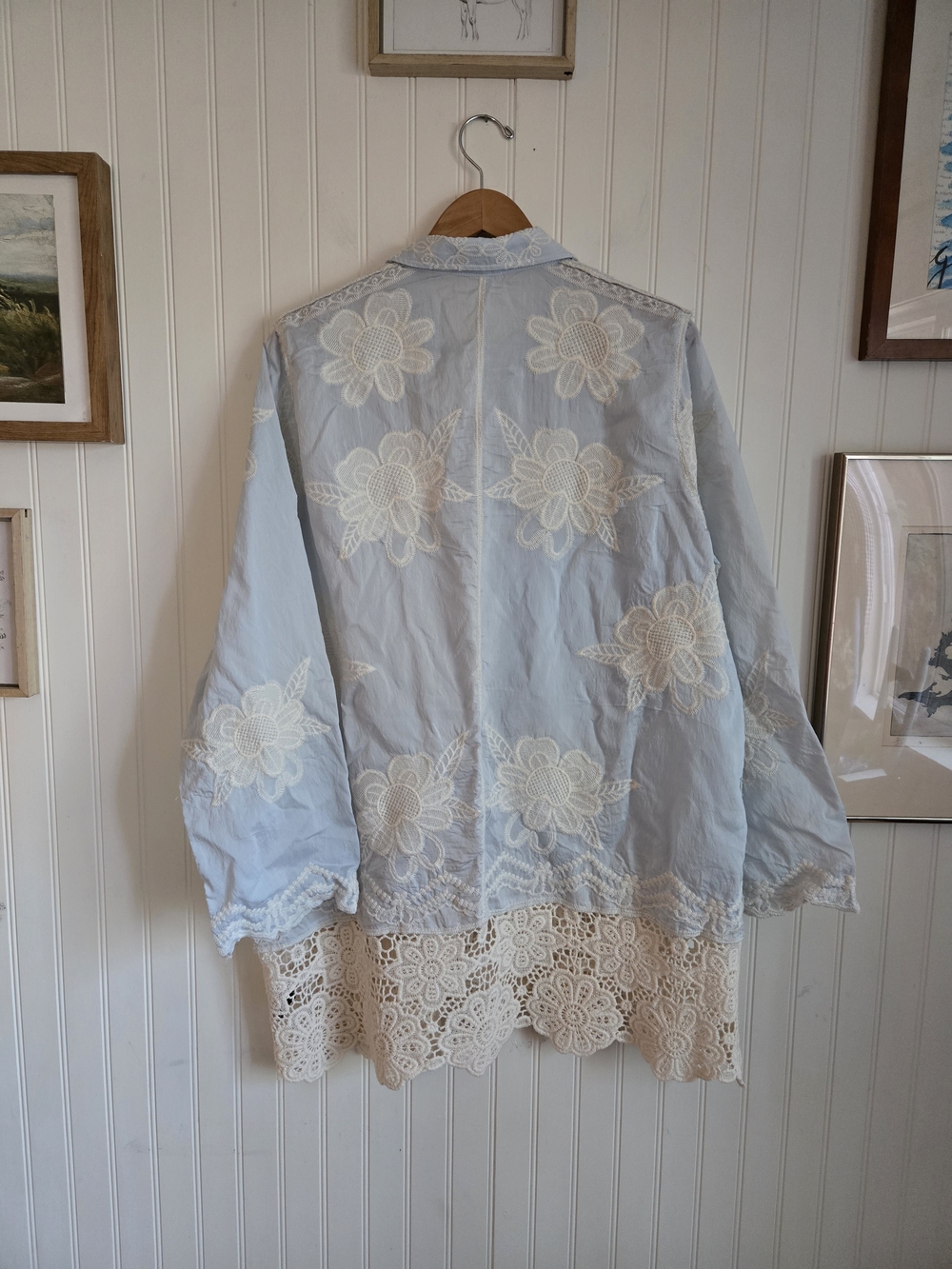 POL Light Blue Floral And Lace Embroidered Collar Button-Up Tunic - Picture 11 of 13
